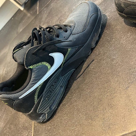 Nike Air Max Excee Exy Blackened Green Neon - Picture 2 of 4